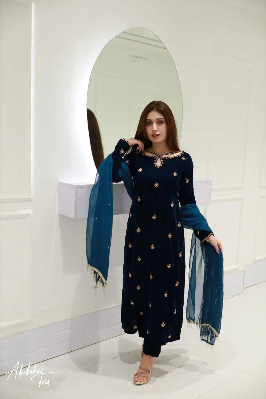 SOLID PEACOCK VELVET KURTA WITH STRAIGHT PANTS AND DUPATTA