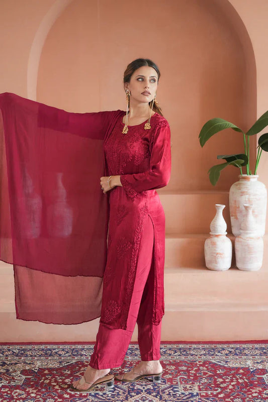 Gulnaar chinon chikankari 3 pc set in Maroon