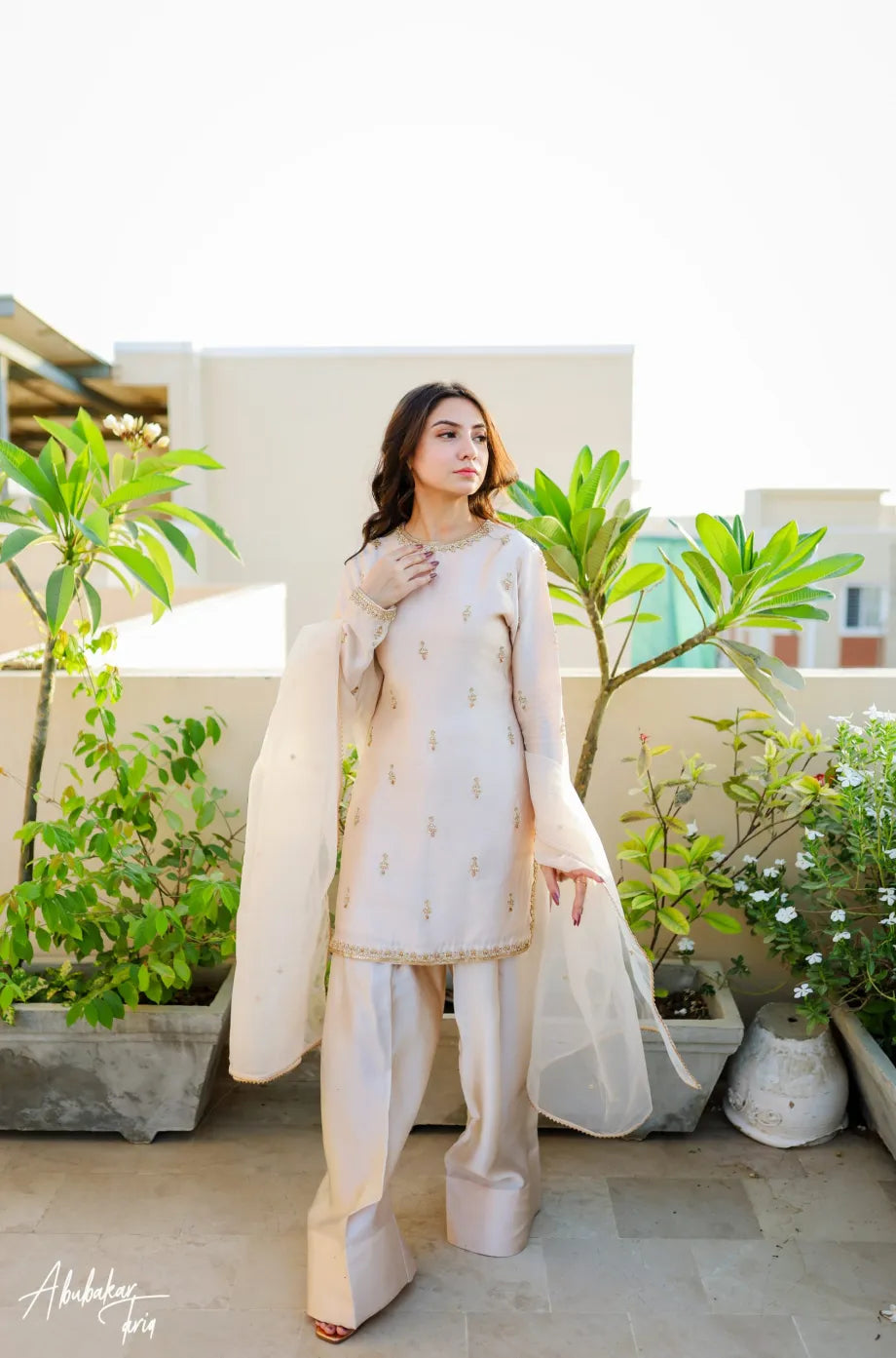 SOLID IVORY HAND EMBELLISHED KURTA WITH FARSHI SHALWAR AND DUPATTA